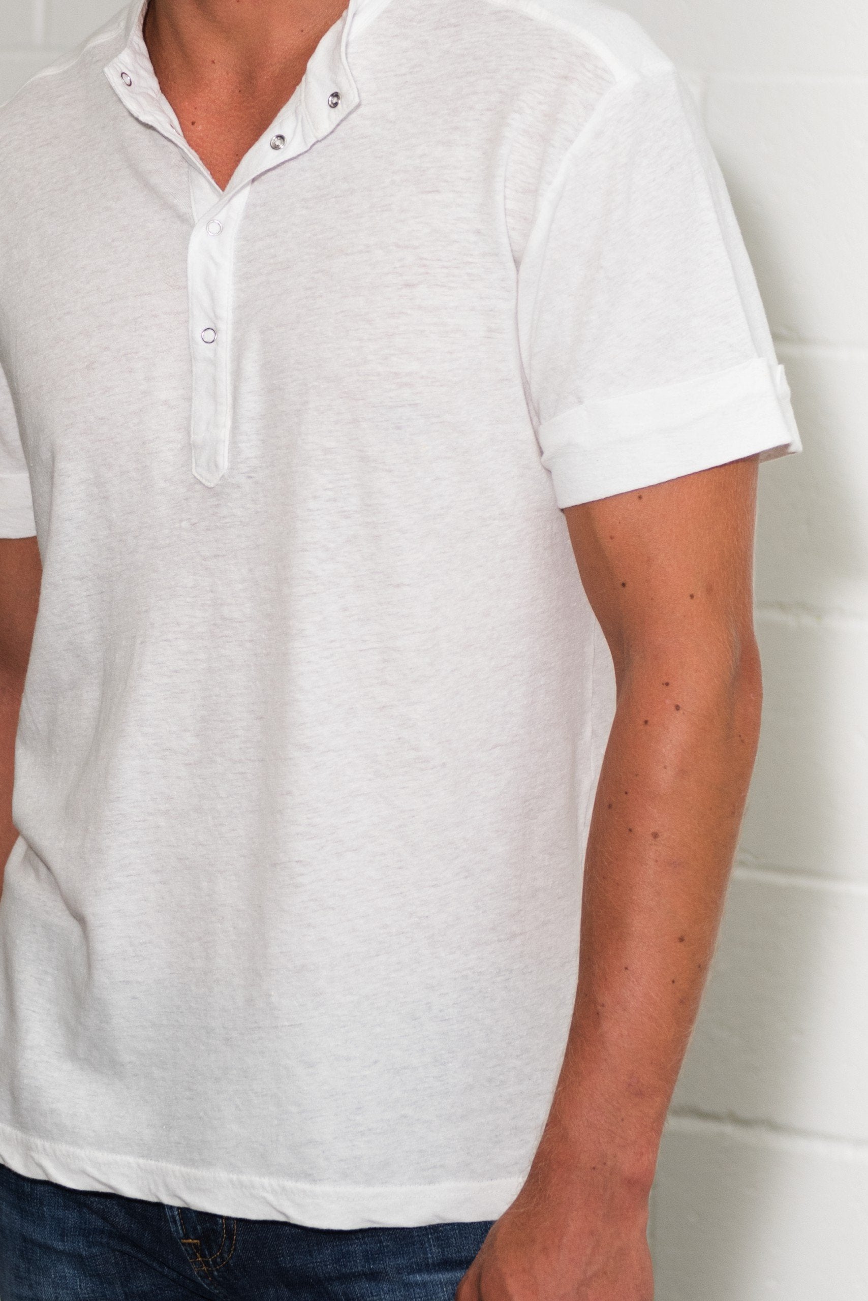 Men's Cotton Linen Snap-Up Mock Neck Tee