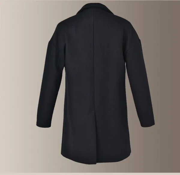 Men's woolen overcoat with single button closure