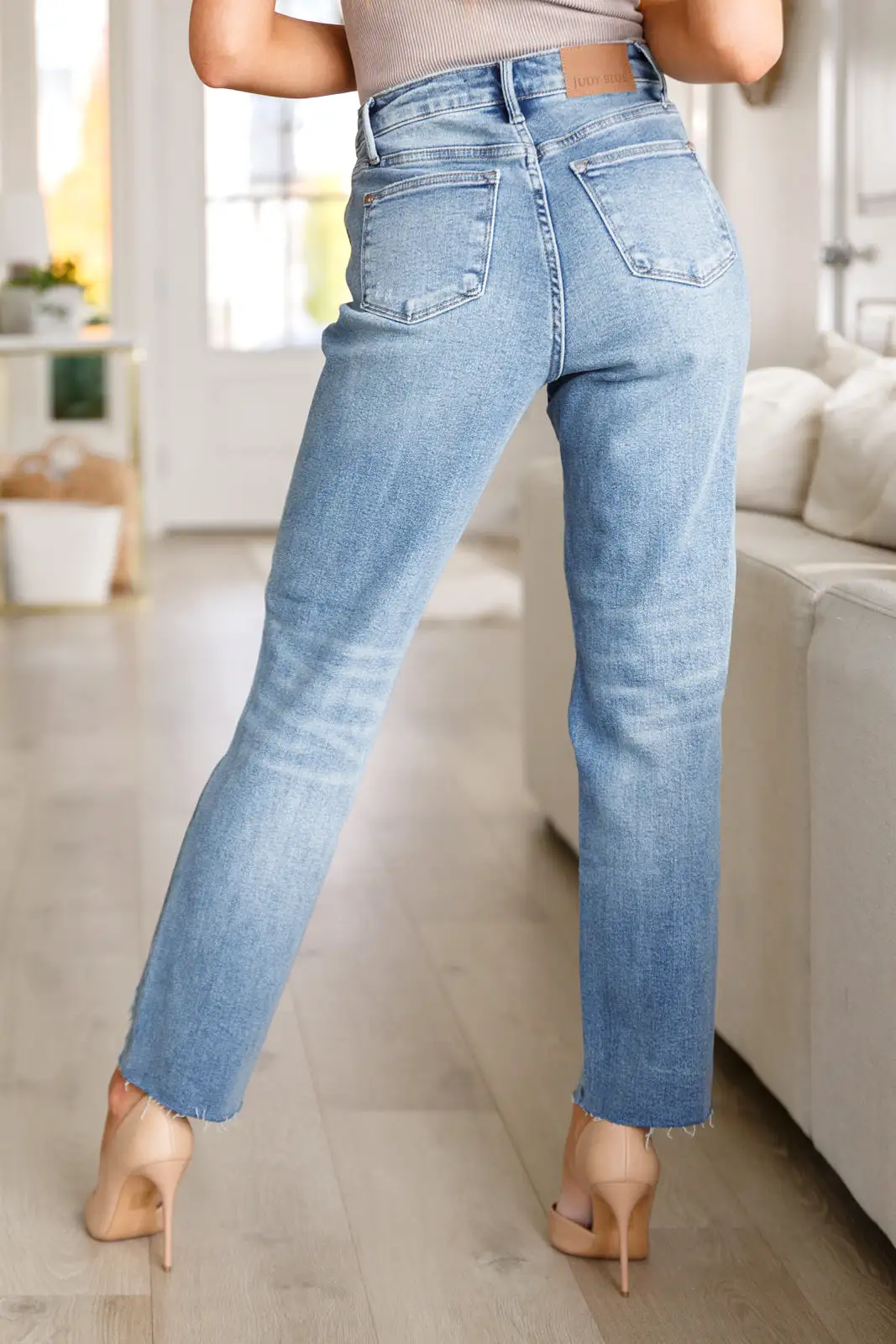 Nora High Rise Rigid Magic Destroy Slim Straight Jeans