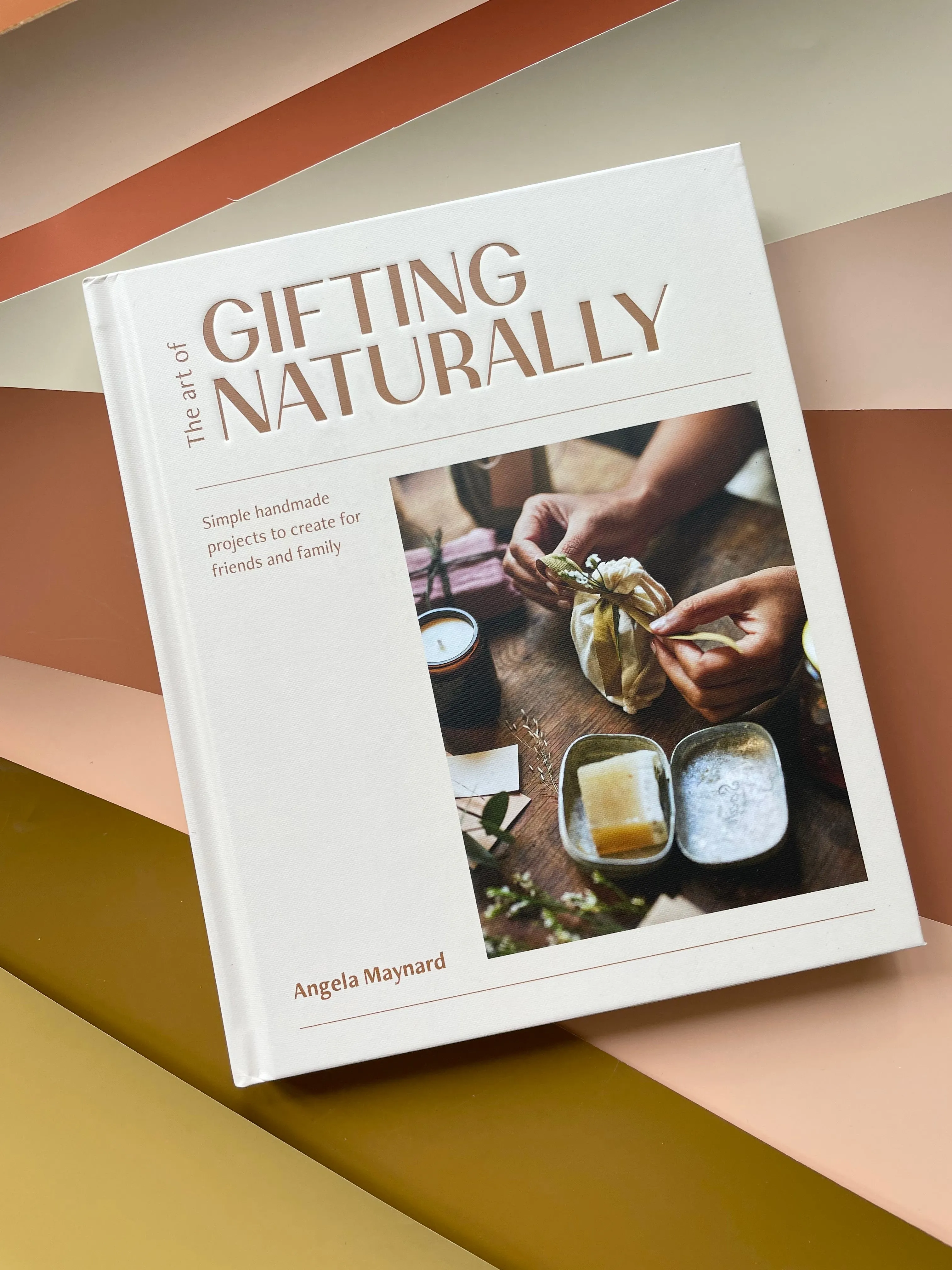 The Art of Gifting Naturally