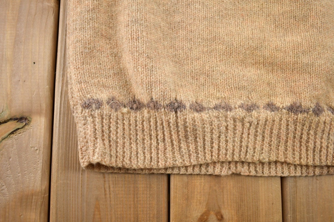 Vintage 1970s Beige Cottage Craft Knit  Sweater / 100% Wool / Patterned Sweater / Button Up / Hand Knit / Made In Canada